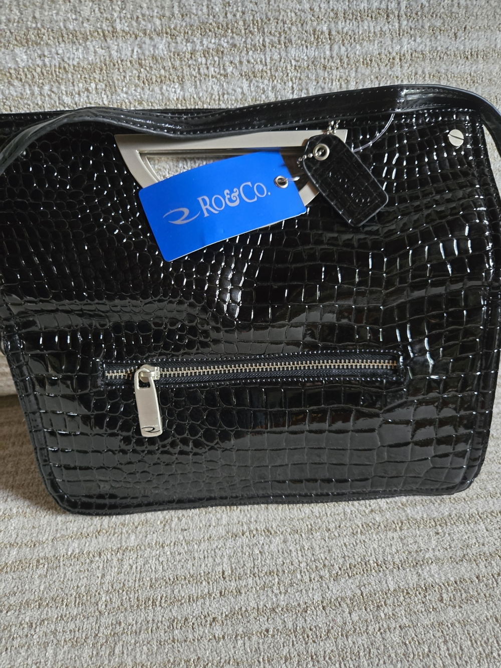 Ro&Co ,Black Croc-Embossed Patent Tote Bag